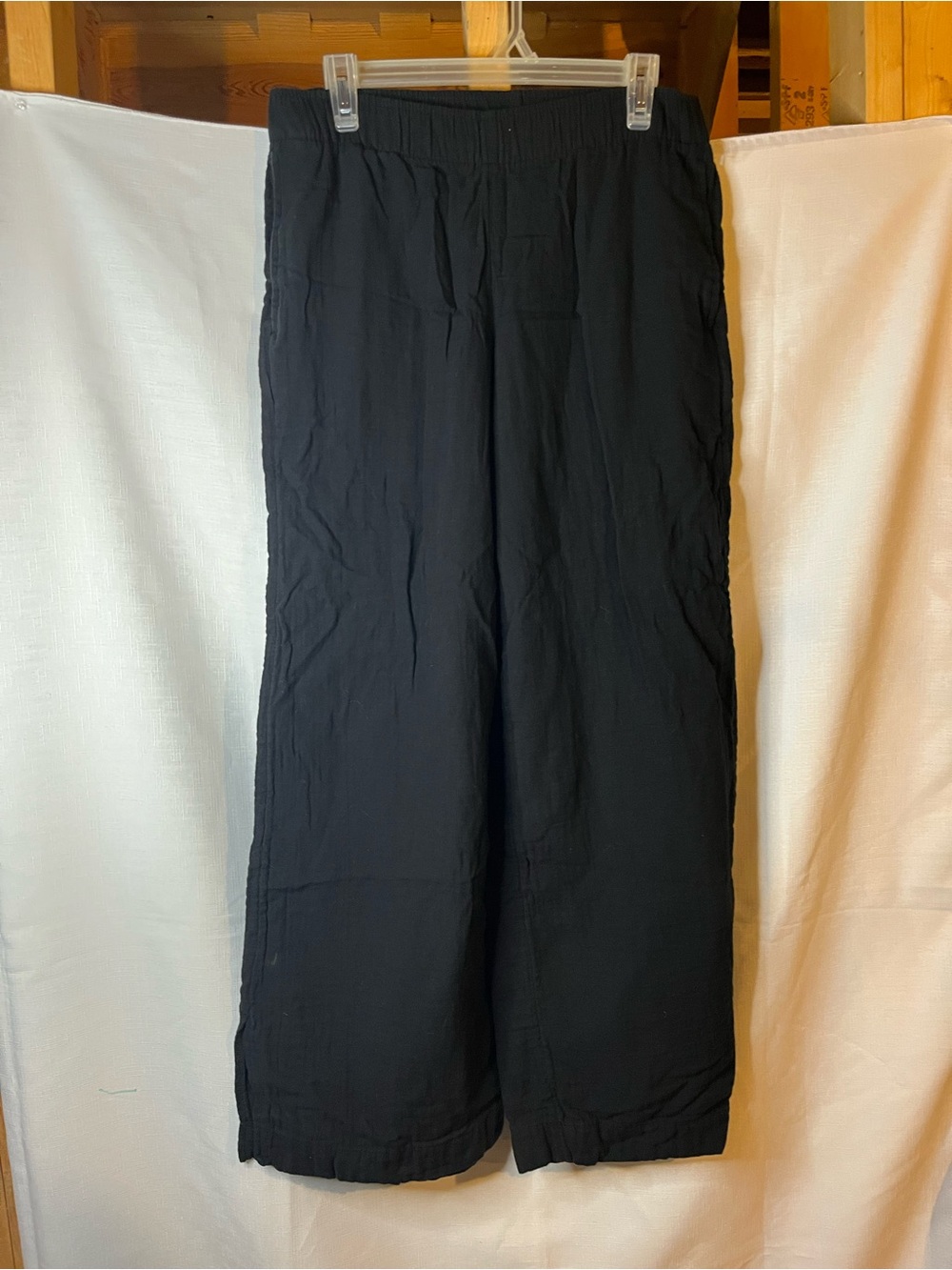 Old Navy Black Elastic-Waist Wide-Leg Joggers